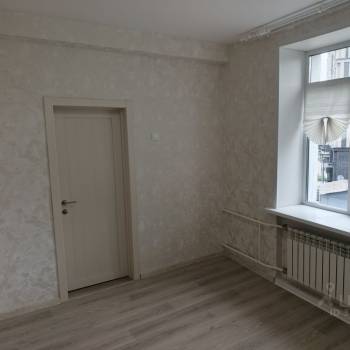 Продается Многокомнатная квартира, 85,6 м²