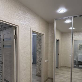 Сдается 1-комнатная квартира, 42 м²