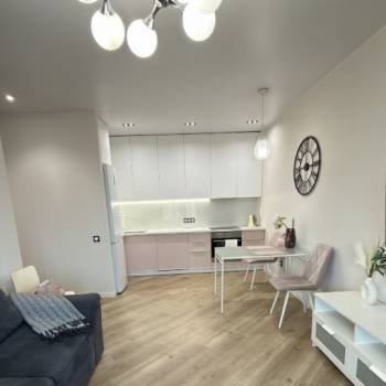 Сдается Многокомнатная квартира, 62 м²