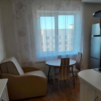 Сдается 1-комнатная квартира, 36,7 м²