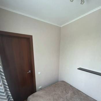 Продается 1-комнатная квартира, 32 м²