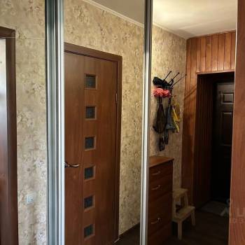Продается 1-комнатная квартира, 32 м²