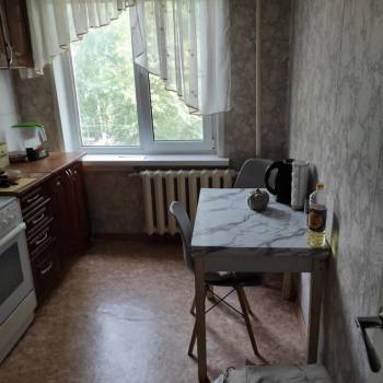 Сдается Многокомнатная квартира, 60 м²