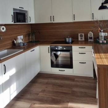 Продается 1-комнатная квартира, 40,6 м²