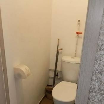 Продается 1-комнатная квартира, 37 м²