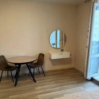 Сдается 1-комнатная квартира, 39 м²