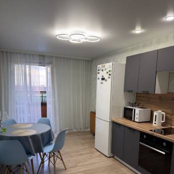 Сдается 1-комнатная квартира, 43 м²