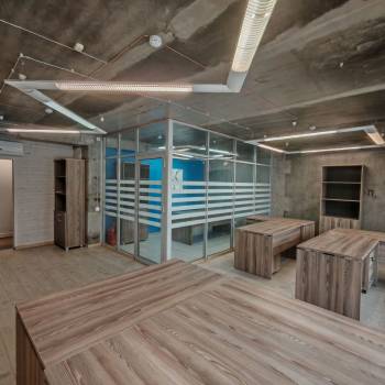 Сдается Нежилое помещение, 243,9 м²