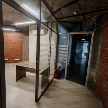 Сдается Нежилое помещение, 243,9 м²