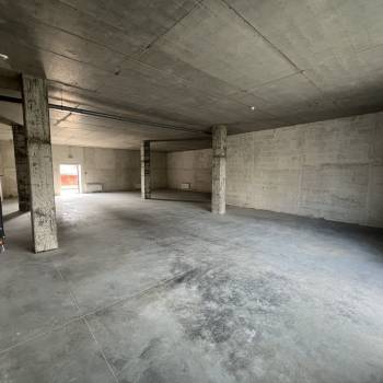 Сдается Нежилое помещение, 193 м²