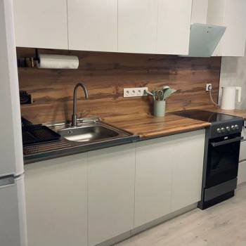 Продается 1-комнатная квартира, 40 м²