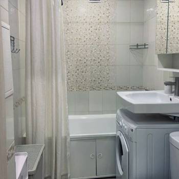 Продается 1-комнатная квартира, 40 м²