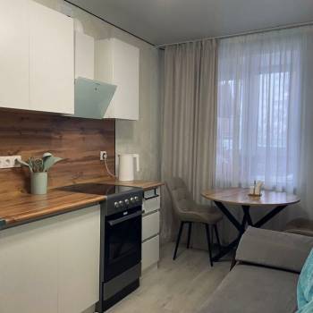 Продается 1-комнатная квартира, 40 м²