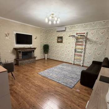 Сдается 2-х комнатная квартира, 80,1 м²