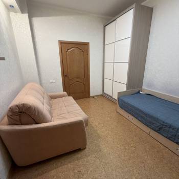 Сдается 2-х комнатная квартира, 80,1 м²