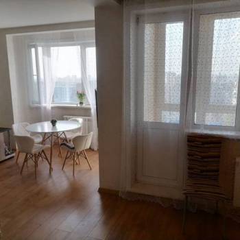 Сдается 1-комнатная квартира, 43 м²