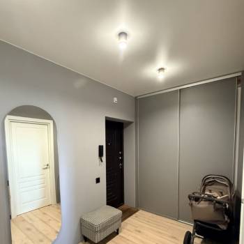 Продается 1-комнатная квартира, 42,1 м²