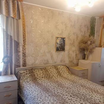 Продается Многокомнатная квартира, 72 м²
