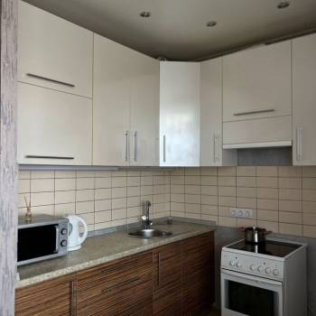 Сдается 1-комнатная квартира, 48,2 м²