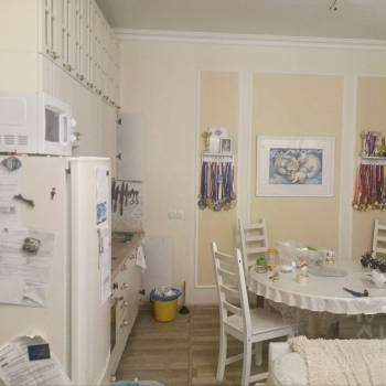 Продается Многокомнатная квартира, 70,7 м²