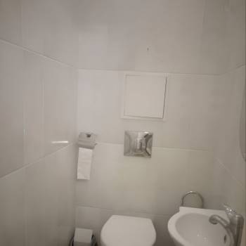 Продается Многокомнатная квартира, 70,7 м²