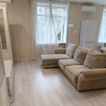 Сдается Многокомнатная квартира, 90 м²