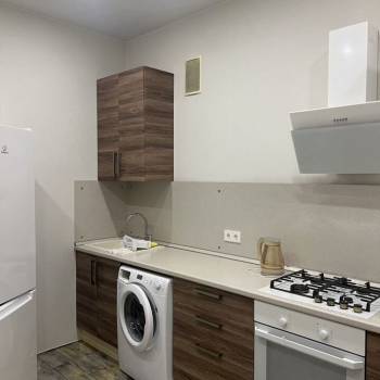 Сдается 1-комнатная квартира, 43 м²