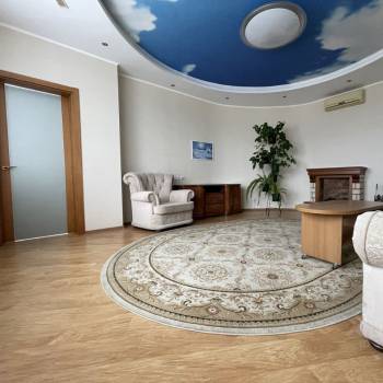 Сдается Многокомнатная квартира, 107 м²