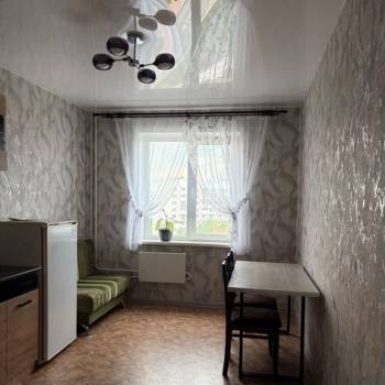 Сдается 1-комнатная квартира, 43 м²