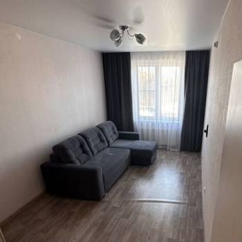 Продается 1-комнатная квартира, 41 м²