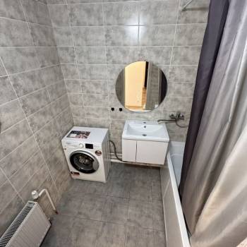 Продается 1-комнатная квартира, 41 м²
