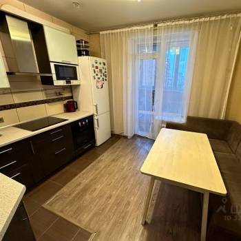 Сдается 1-комнатная квартира, 36,8 м²