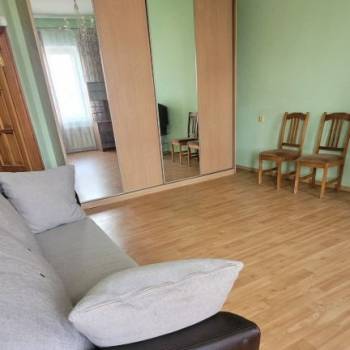 Сдается 1-комнатная квартира, 53,2 м²