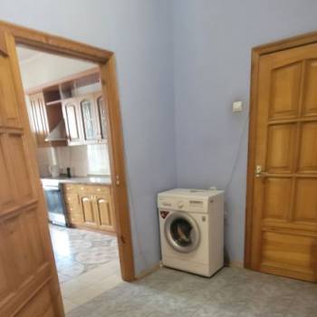 Сдается 1-комнатная квартира, 53,2 м²