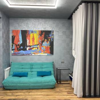 Сдается 1-комнатная квартира, 52 м²