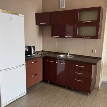 Сдается 1-комнатная квартира, 45 м²