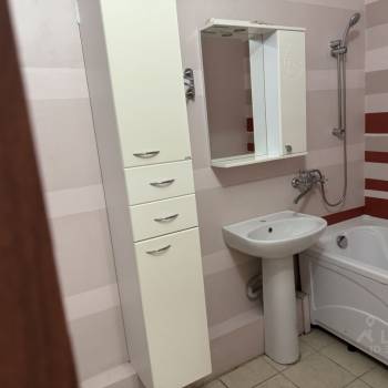 Сдается 1-комнатная квартира, 45 м²