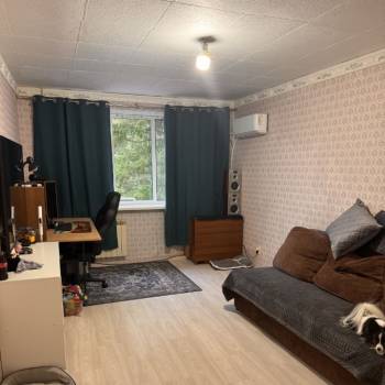 Продается 1-комнатная квартира, 32 м²