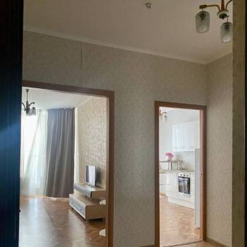 Сдается 1-комнатная квартира, 42 м²