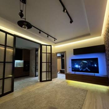Сдается 2-х комнатная квартира, 64 м²