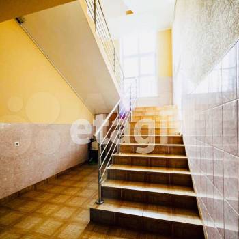 Сдается Нежилое помещение, 230 м²