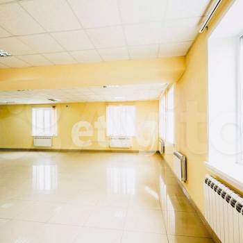 Сдается Нежилое помещение, 230 м²