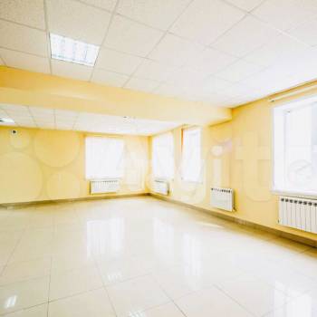 Сдается Нежилое помещение, 230 м²