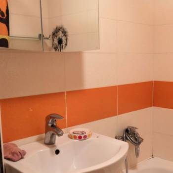 Сдается 2-х комнатная квартира, 49 м²