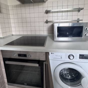 Продается 1-комнатная квартира, 42,4 м²