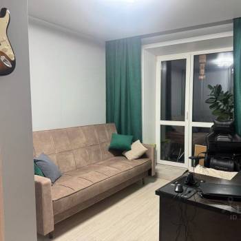 Продается Многокомнатная квартира, 99,5 м²
