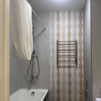 Продается Многокомнатная квартира, 99,5 м²