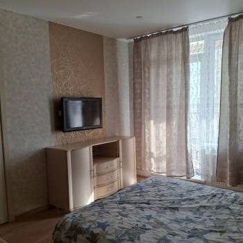 Сдается 1-комнатная квартира, 46 м²