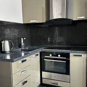 Сдается 1-комнатная квартира, 42,5 м²