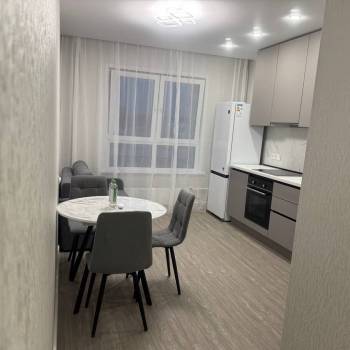 Сдается 1-комнатная квартира, 42 м²